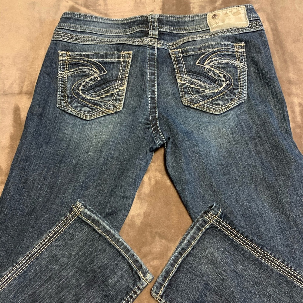 Like new Silver capri jeans